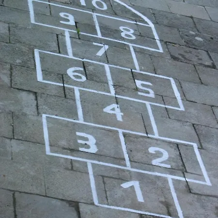 Domek alpejski Kleine Familiechalet Edelweiss 4 A 5 Pers *